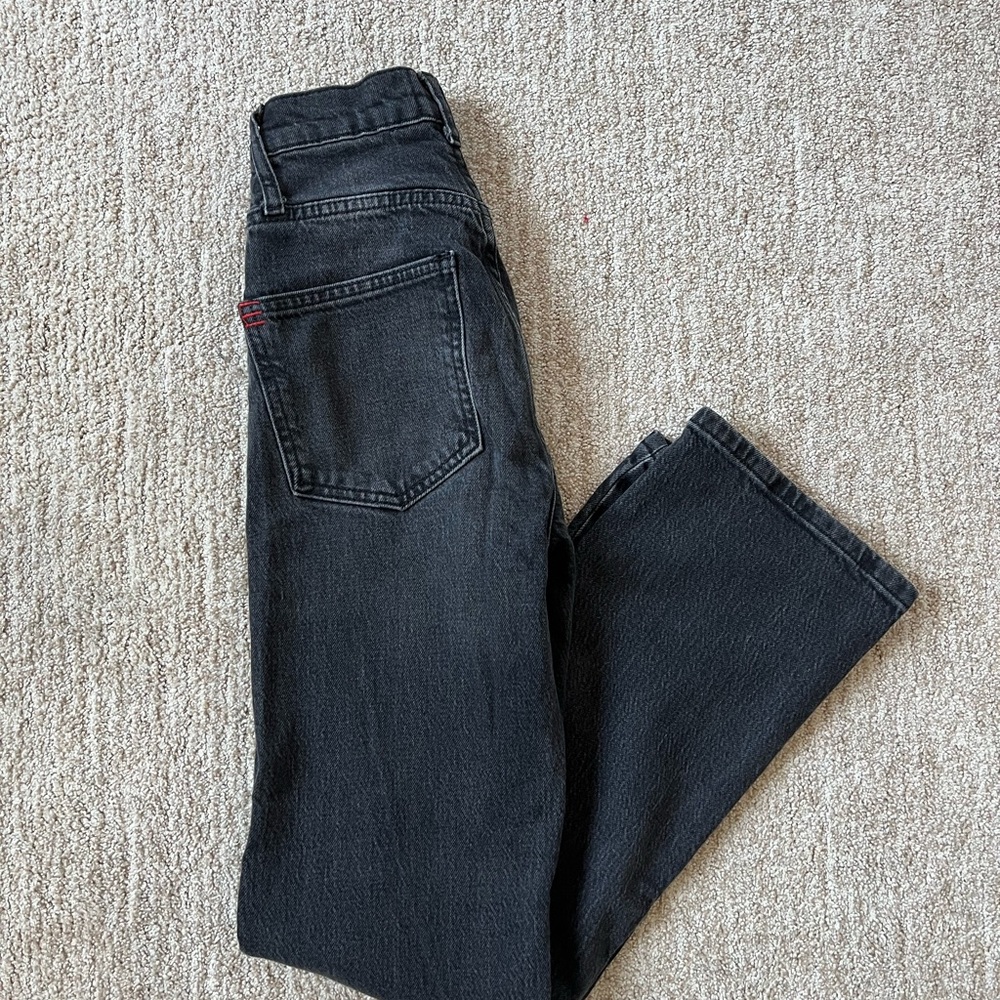 Size 24 BDG jeans. High waisted straight leg.